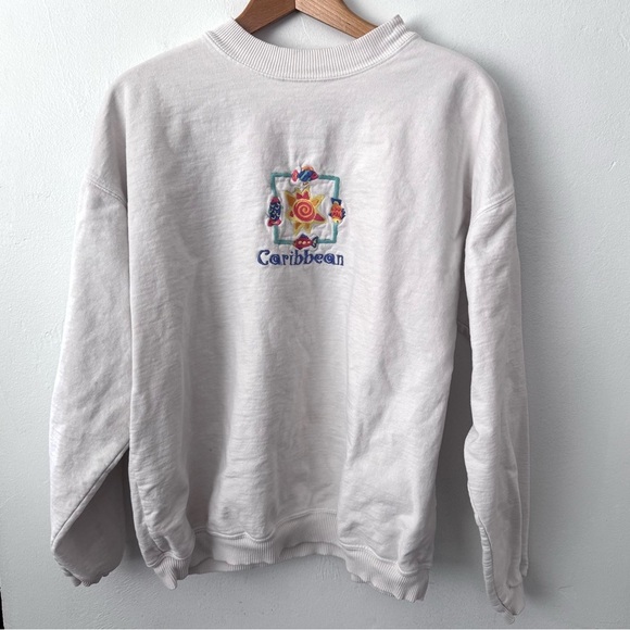 Vintage Carribean embroidered graphic sweatshirt Size Large - Picture 1 of 6